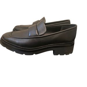 Vince ‘Robin’ Leather Loafer